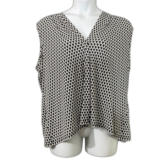 Calvin Klein Women’s Plus size 2XL Sleeveless Stretch Blouse v-neck Gray black - Picture 1 of 10